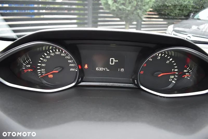Peugeot 308 SW 1.6 BlueHDi Allure S&S - 35