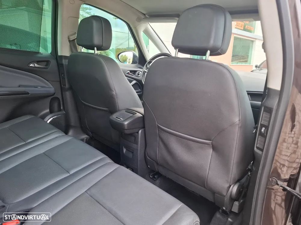 Opel Zafira 2.0 CDTi Cosmo - 35