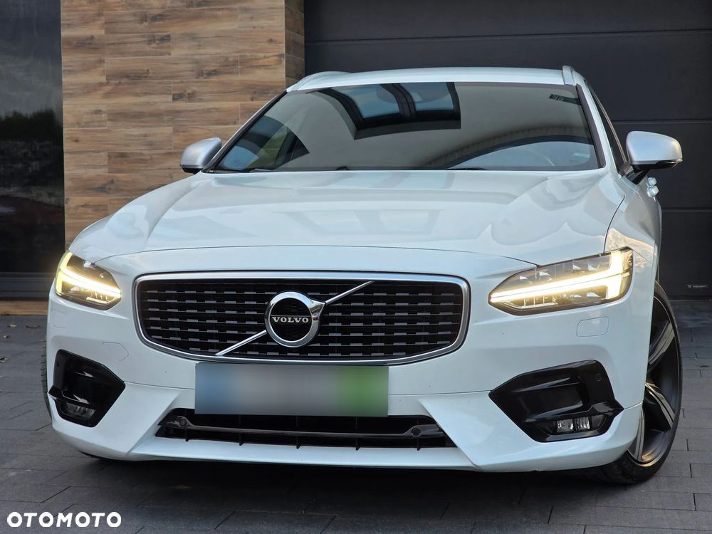 Volvo V90 D5 SCR AWD R-Design - 11