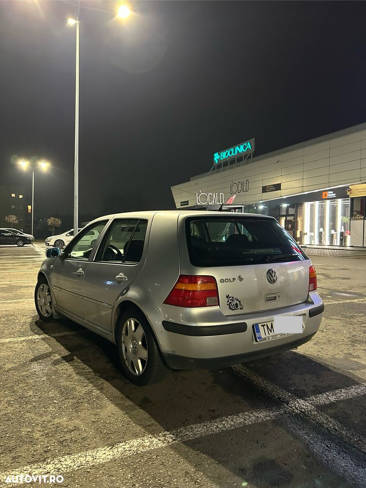 Volkswagen Golf 1.4 - 6