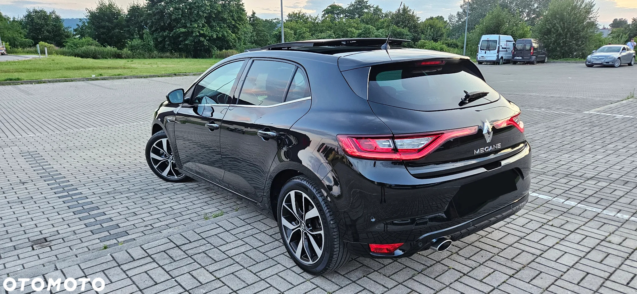 Renault Megane 1.2 Energy TCe Bose EDC - 2