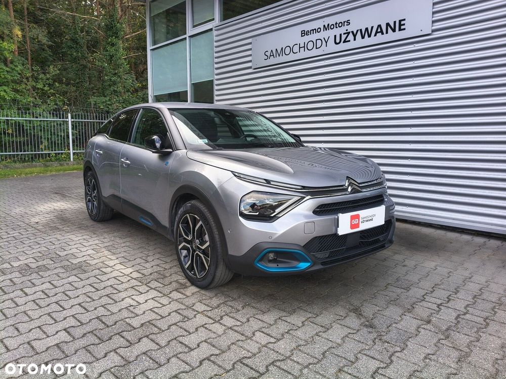 Citroën C4 EV136 50kWh Shine - 10