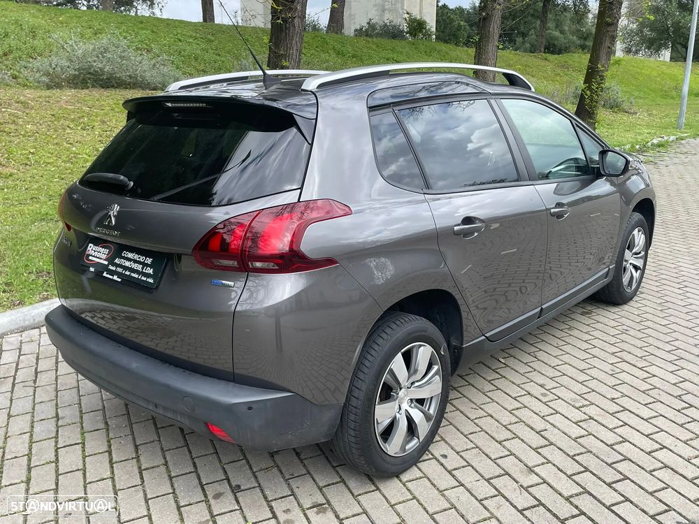 Peugeot 2008 - 5