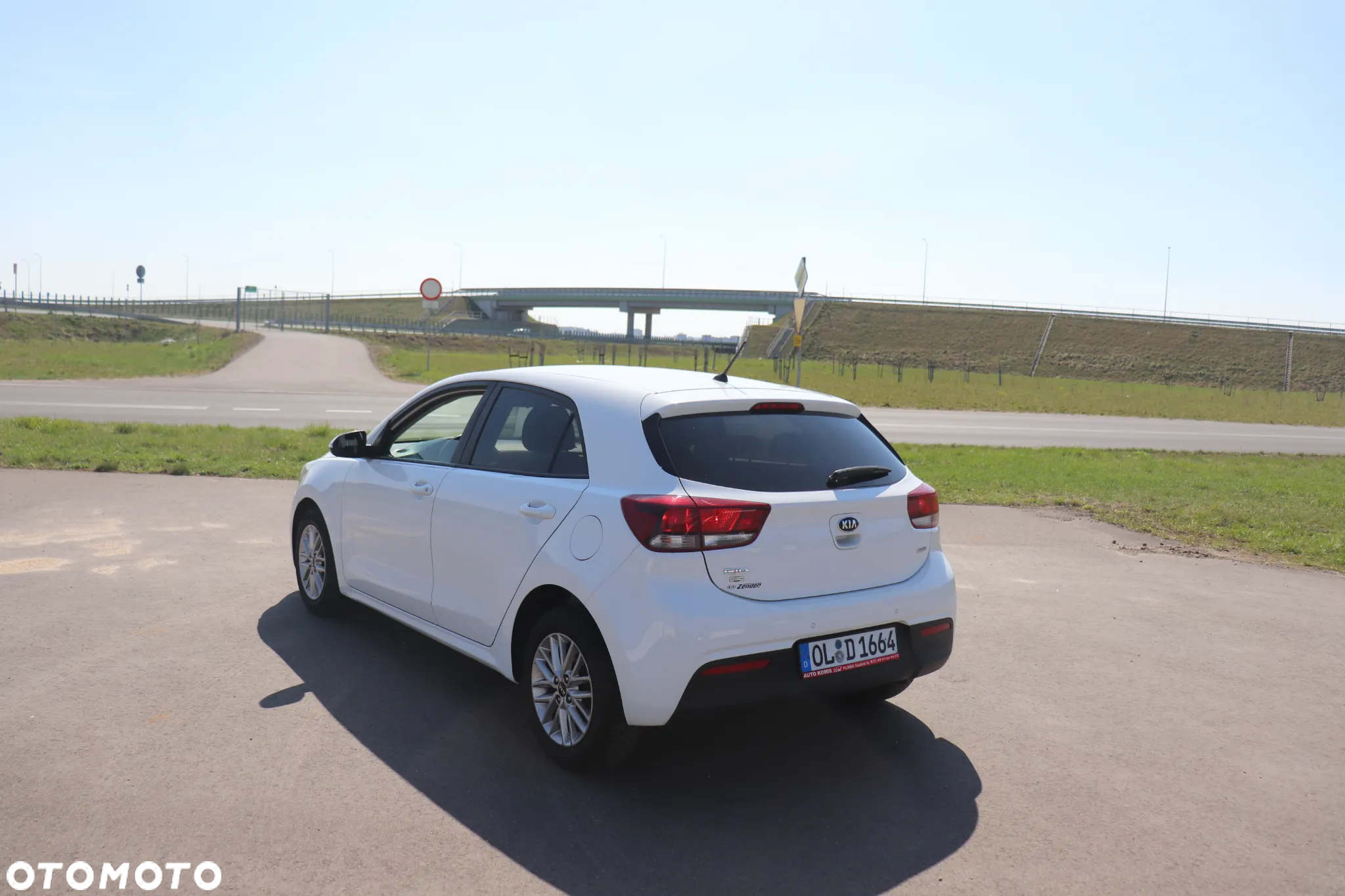 Kia Rio 1.4 CRDi 77 Dream-Team Edition - 12
