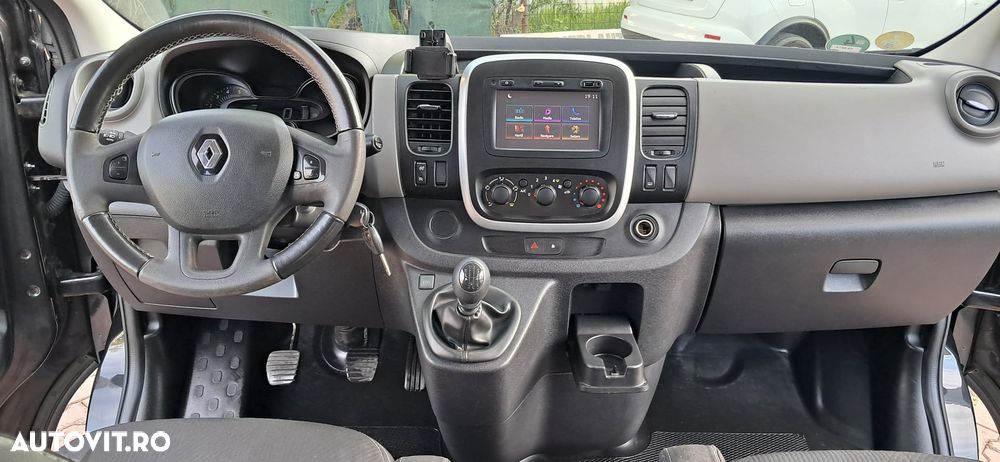 Renault Trafic - 8