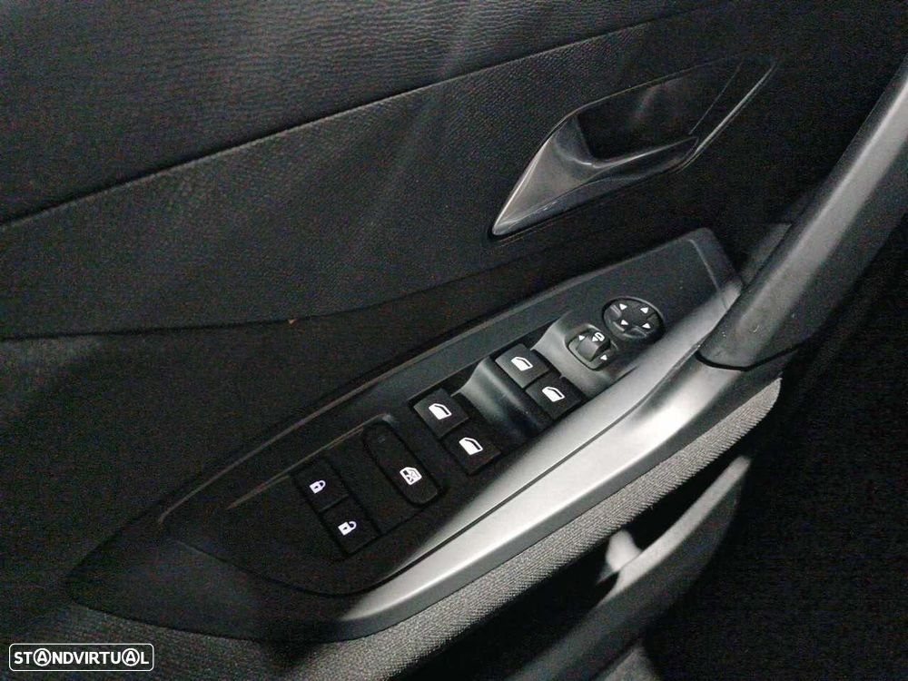 Peugeot 308 1.2 PureTech Active Pack - 19