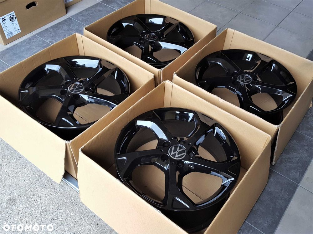 Alufelgi 18 5x112 VW Golf Passat Touran Caddy Jetta T-Roc Eos Czarne ! 629# - 5
