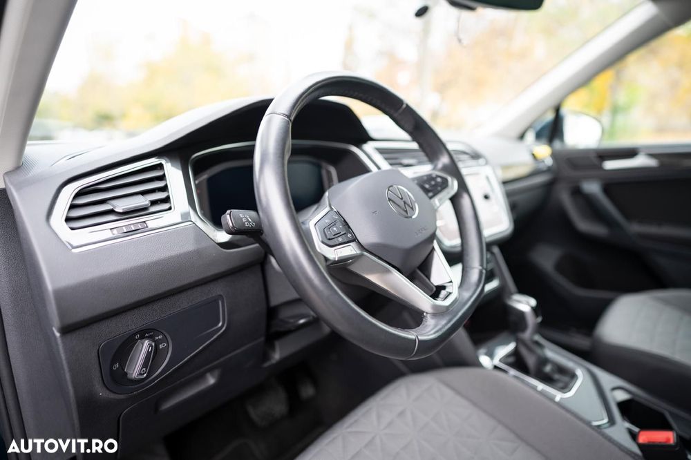 Volkswagen Tiguan - 3