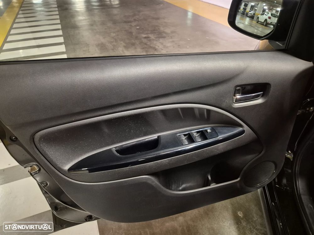 Mitsubishi Space Star 1.2 Intense - 25