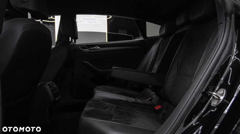 Volkswagen Arteon 2.0 TDI Bi-Turbo SCR 4Mot R-Line DSG - 18
