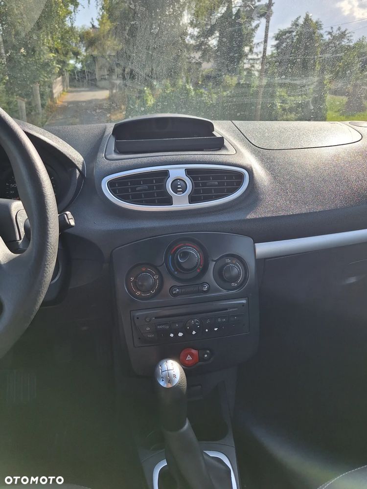 Renault Clio 1.2 16V Life - 8