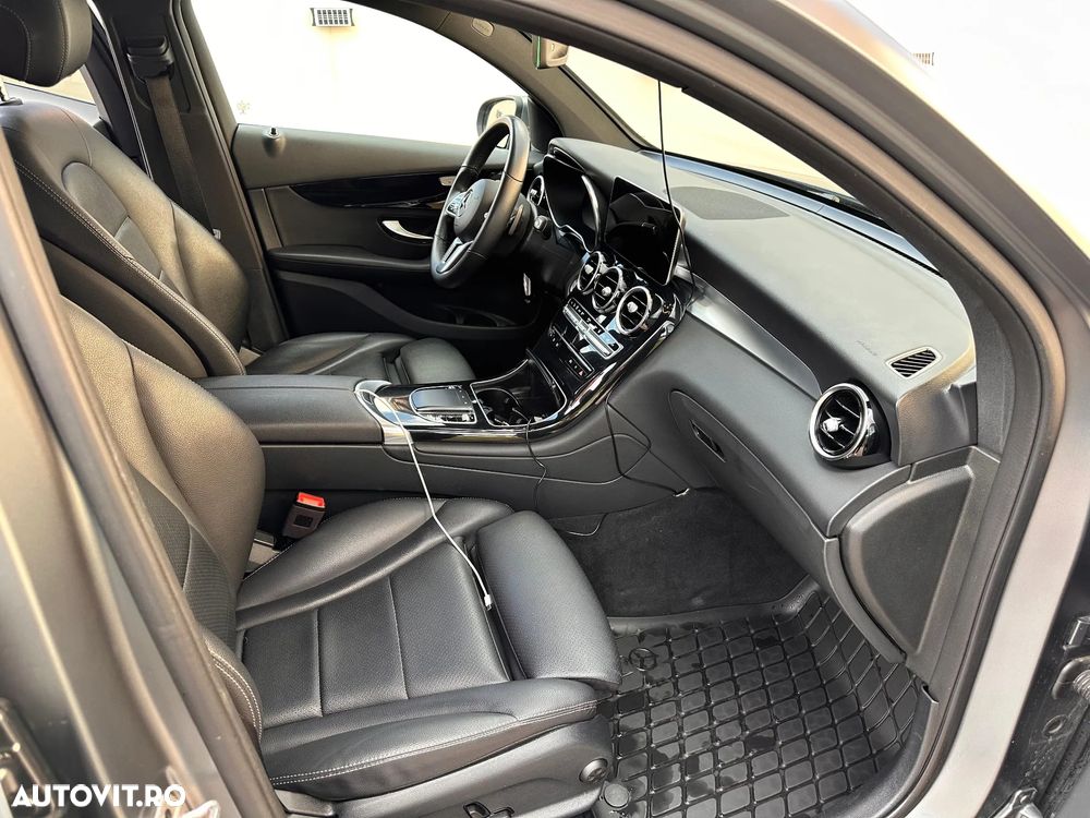 Mercedes-Benz GLC Coupe - 12