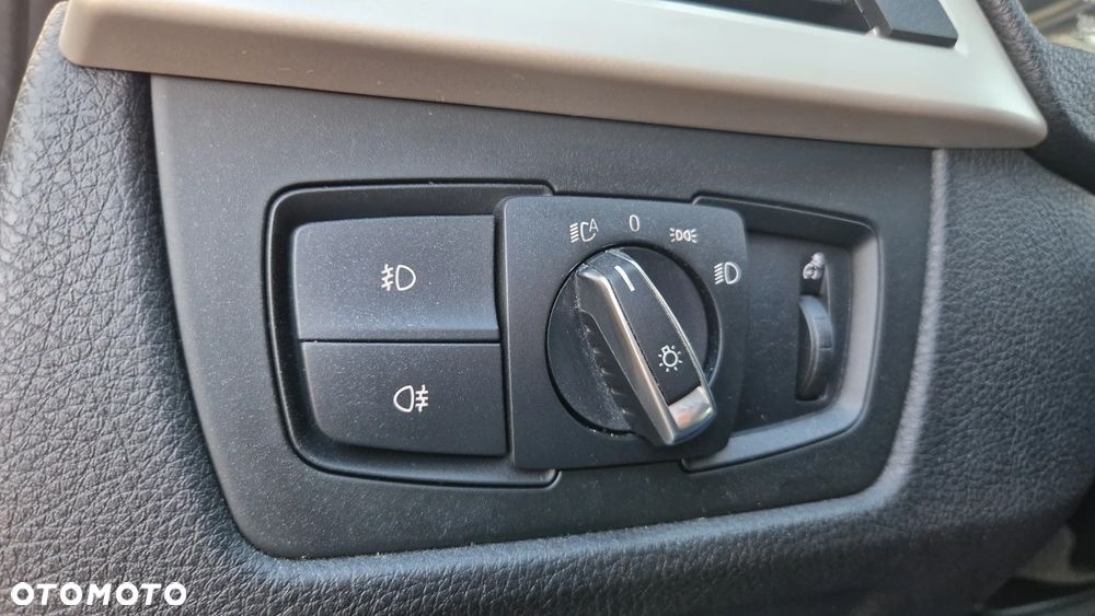 BMW Seria 3 320d Blue Performance Modern Line - 17