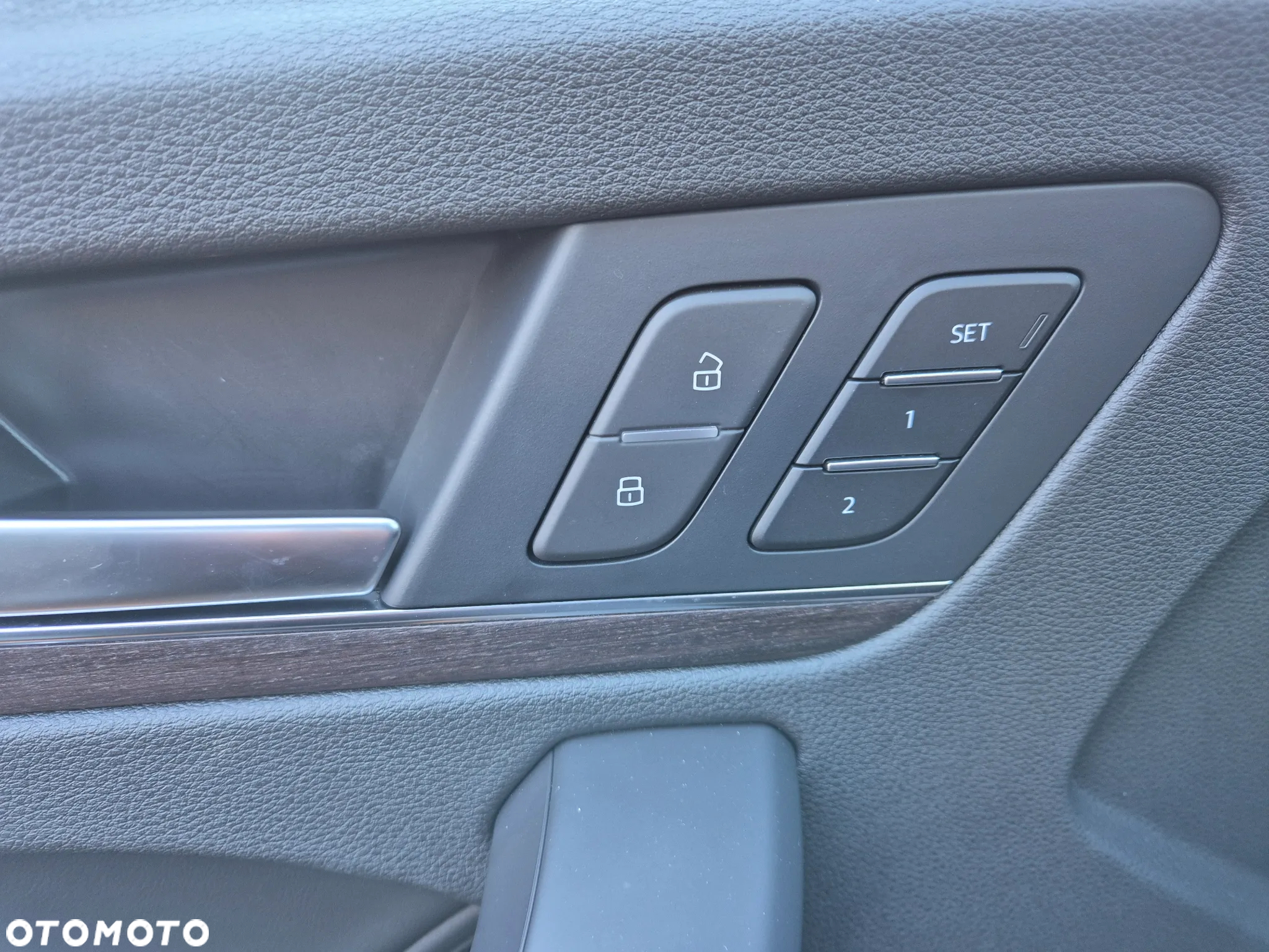 Audi Q5 55 TFSIe quattro S tronic S line - 8