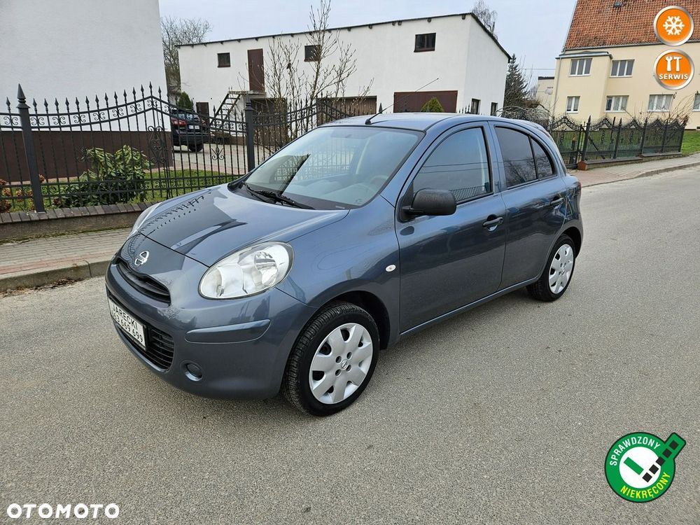 Nissan Micra - 1