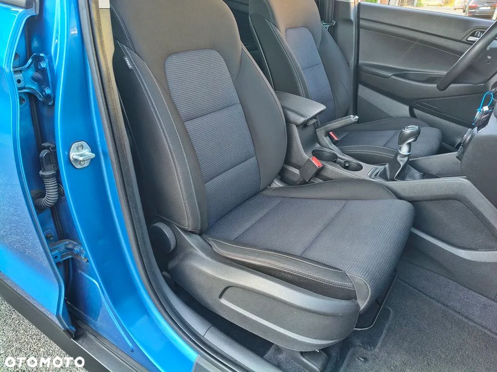 Hyundai Tucson blue 1.6 GDi 2WD Navi - 29