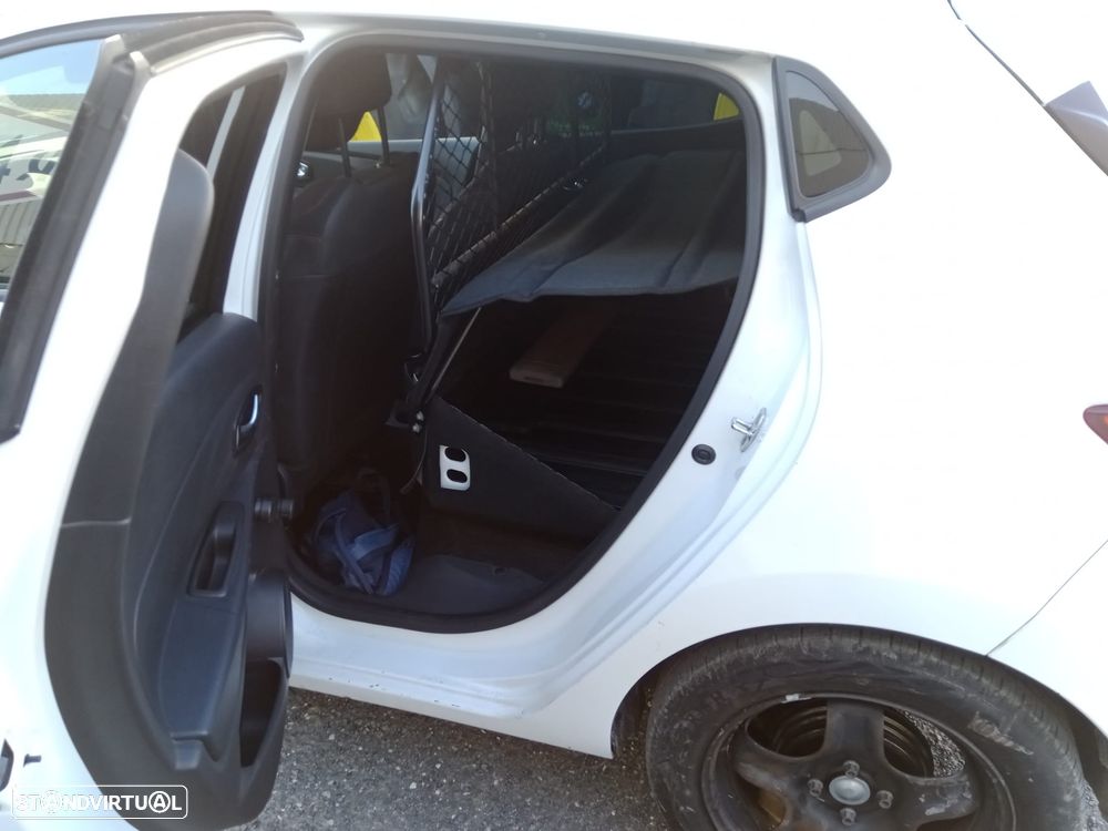 Renault Clio dCi 75 Stop & Start Life - 8