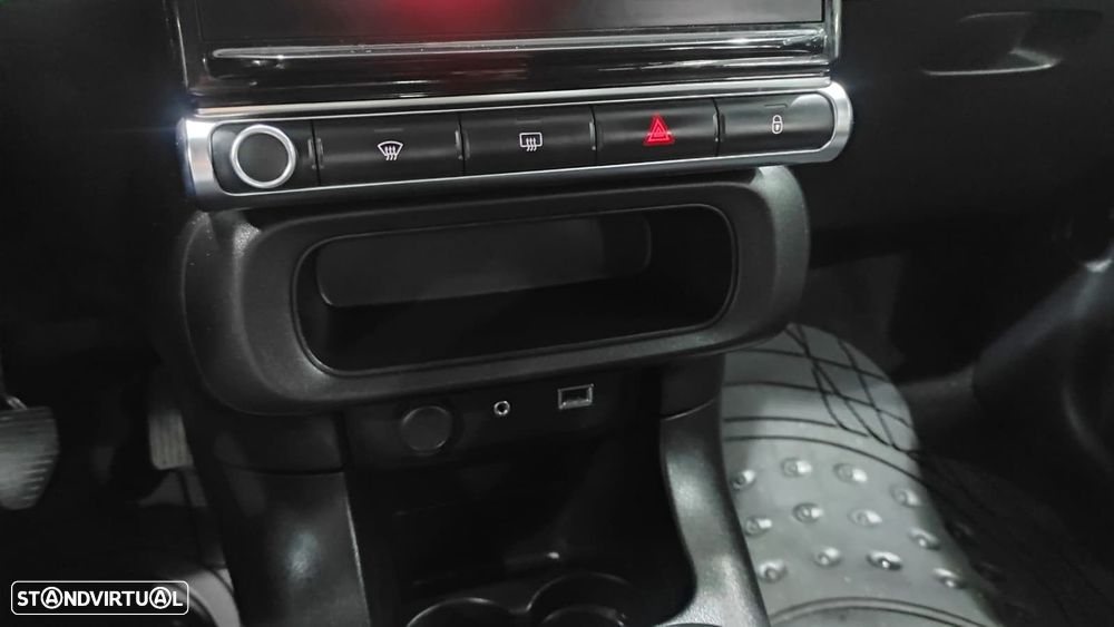 Citroën C3 1.2 PureTech Shine - 37