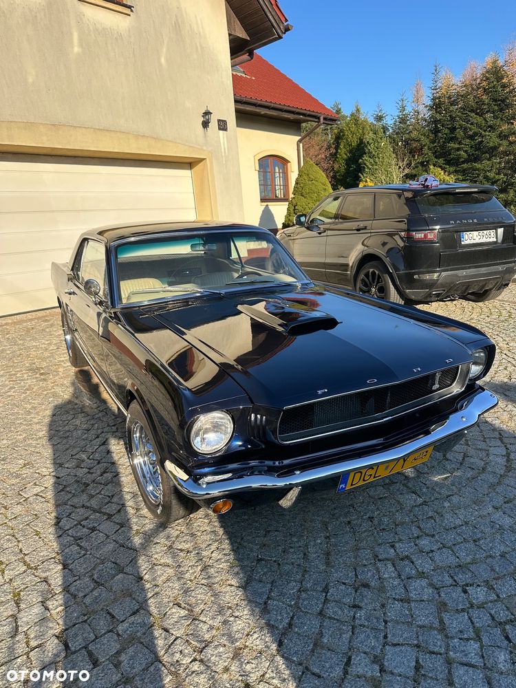 Ford Mustang - 6