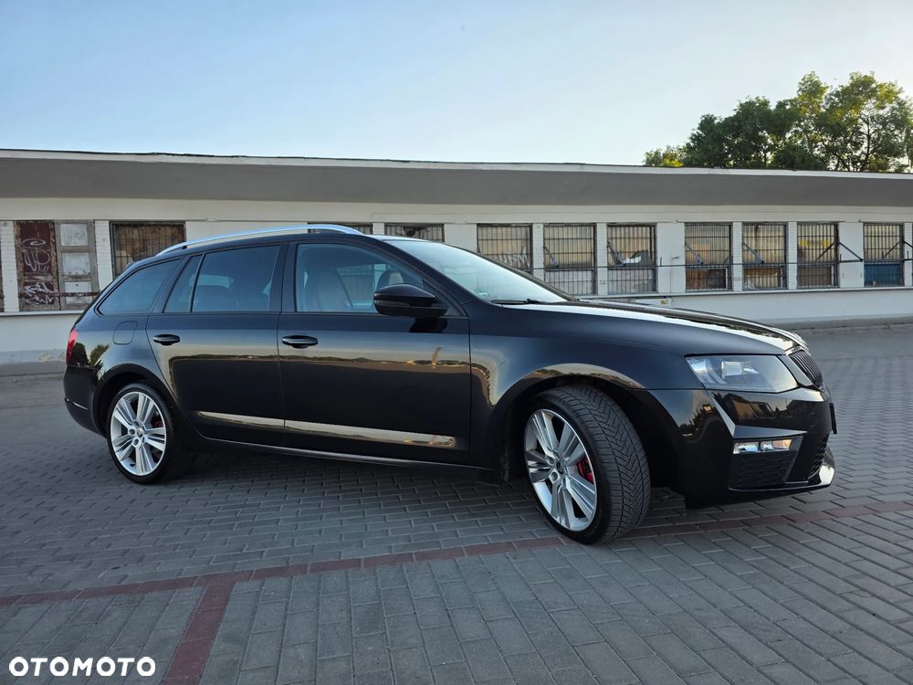 Skoda Octavia 2.0 TDI RS DSG - 24