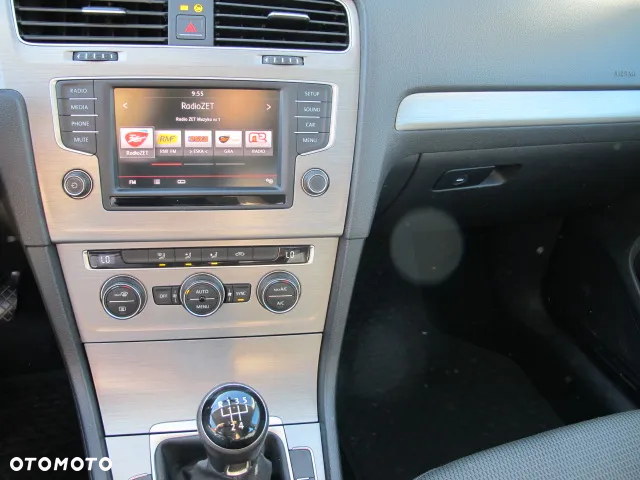 Volkswagen Golf VII 1.6 TDI BlueMotion Trendline - 17