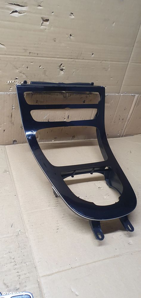 Osłona ramka dekor tunelu środkowego deski konsoli Mercedes E-Klasa W213 A2138100815 - 4