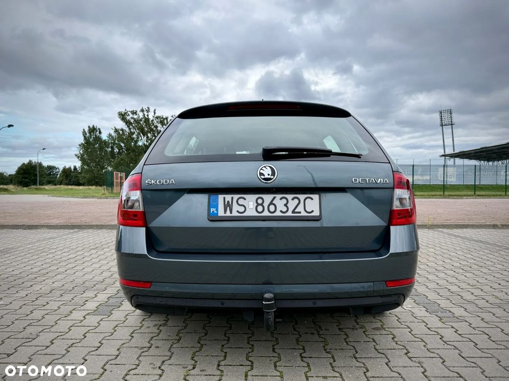 Skoda Octavia 1.5 TSI ACT Style DSG - 8