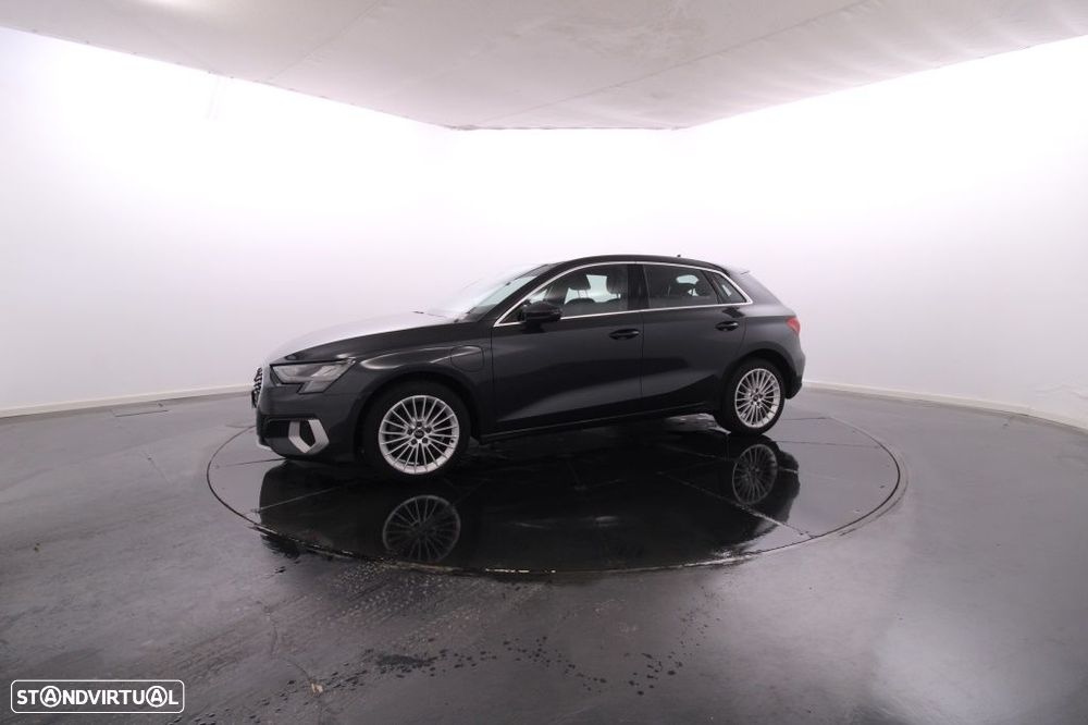 Audi A3 Sportback 40 TFSIe Advanced - 3