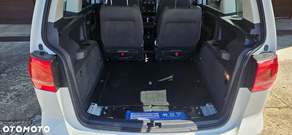 Volkswagen Touran 1.6 TDI DPF BlueMotion Technology DSG Life - 21