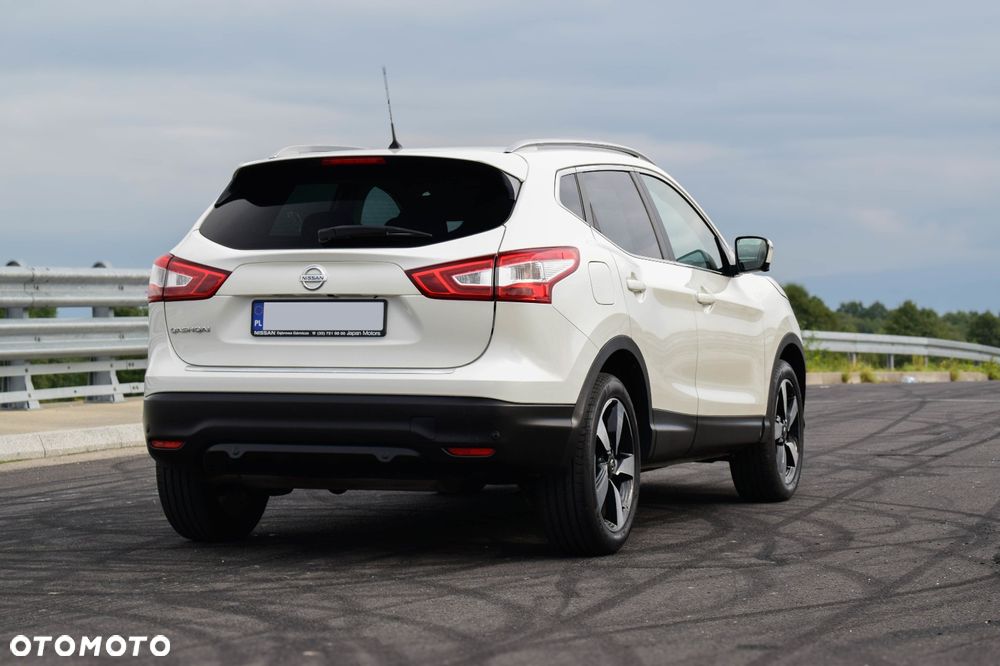 Nissan Qashqai 1.2 DIG-T N-Connecta - 3