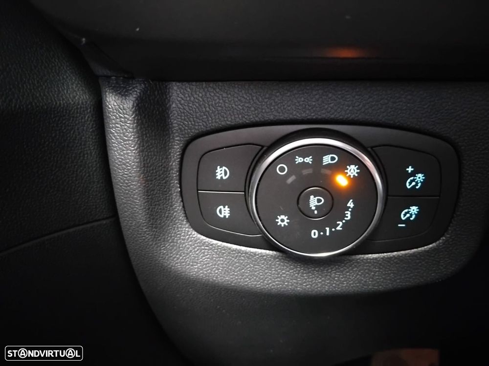 Ford Tourneo Courier 1.0 EcoBoost Titanium - 12