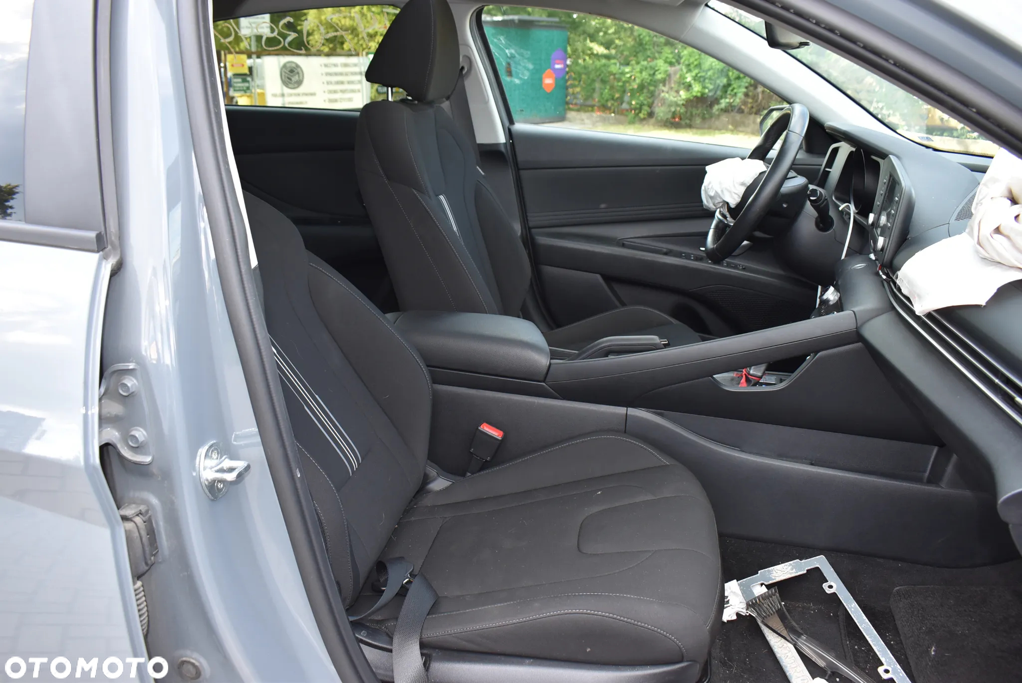 Hyundai Elantra - 24