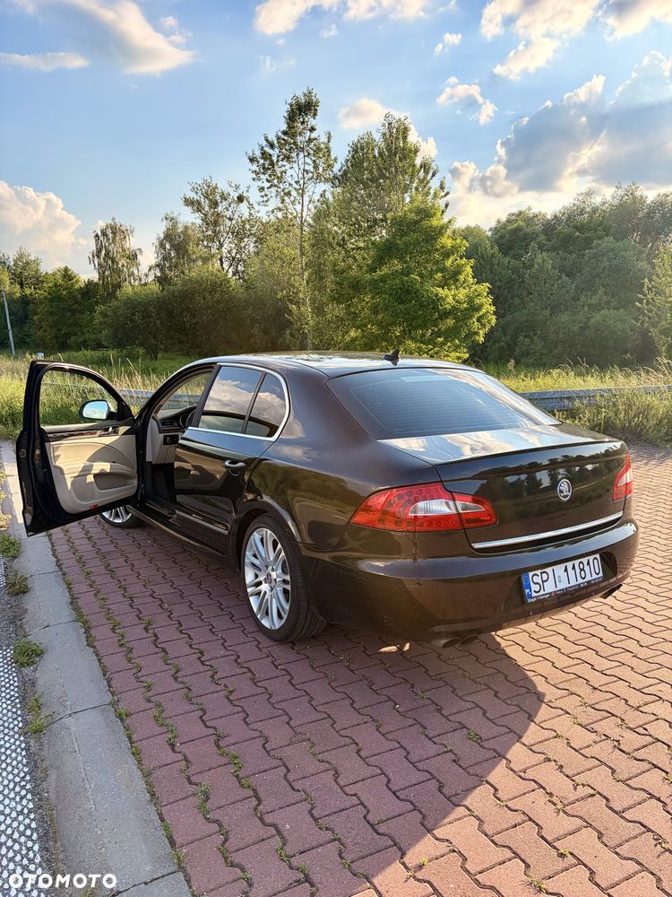 Skoda Superb - 2