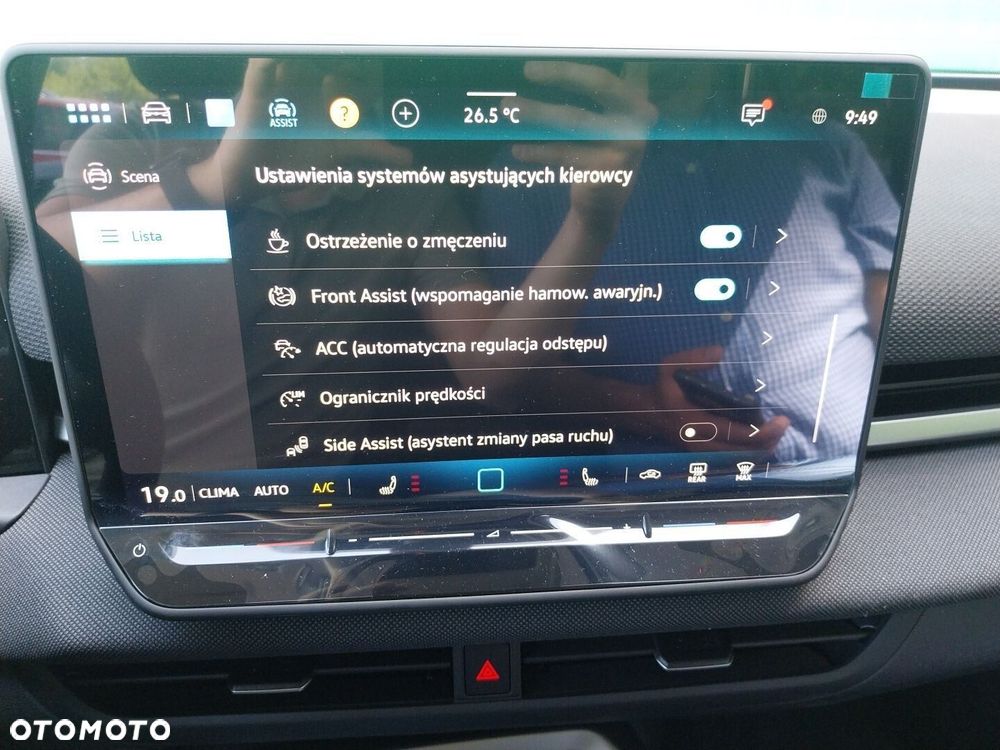 Volkswagen T-Roc 1.5 eTSI Life DSG - 17