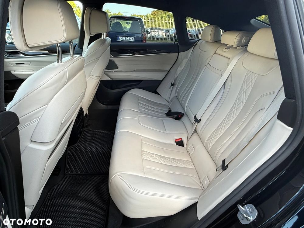 BMW 6GT 640i xDrive M Sport sport - 11