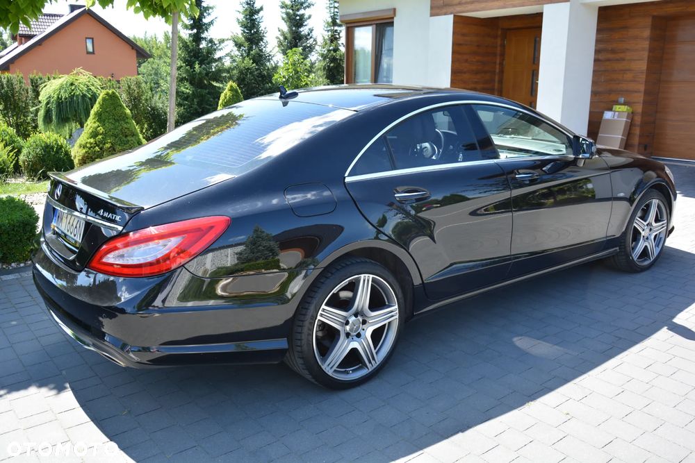 Mercedes-Benz CLS 350 CDI 4-Matic BlueEff - 9