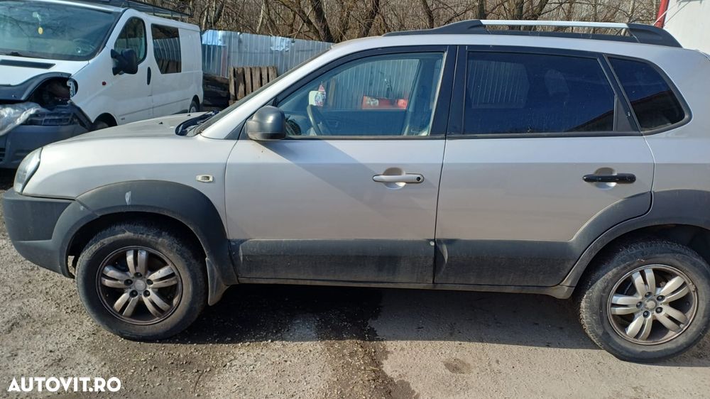 Hyundai Tucson - 2