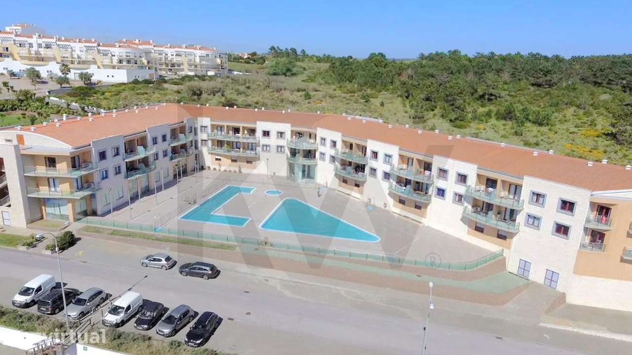 T0 Em Condomínio Privado, Varanda, Piscina, Garagem e AL a 5 min da Pr - Grande imagem: 3/13