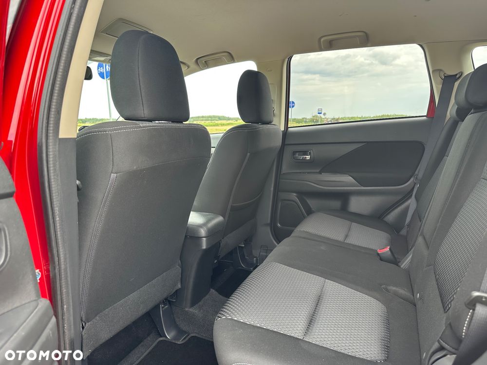 Mitsubishi Outlander 2.0 2WD Spirit - 11