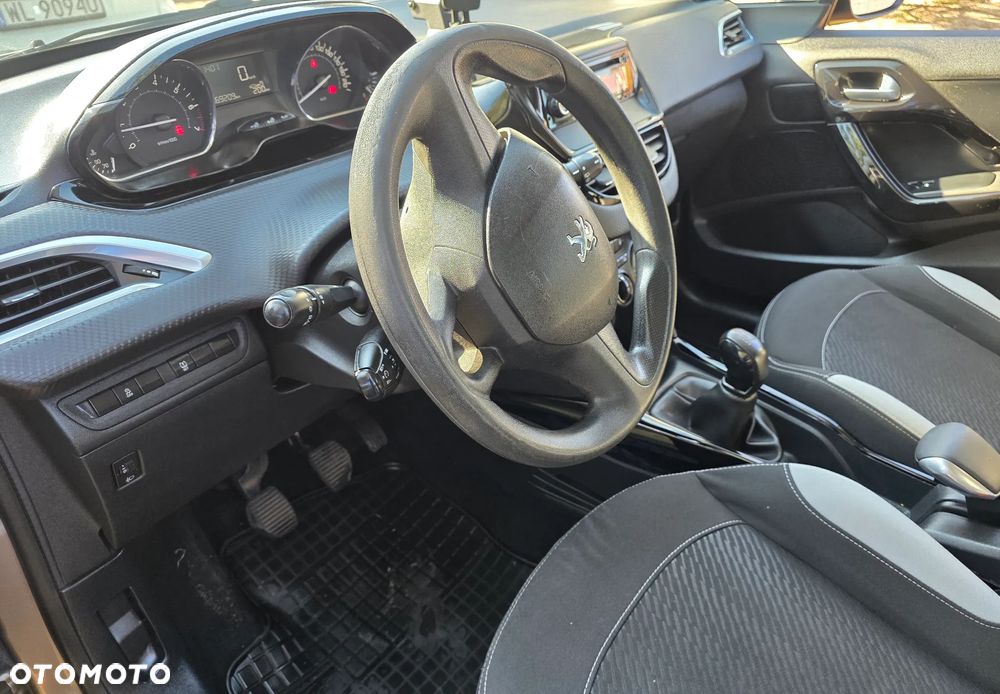 Peugeot 2008 1.2 VTi Allure - 10