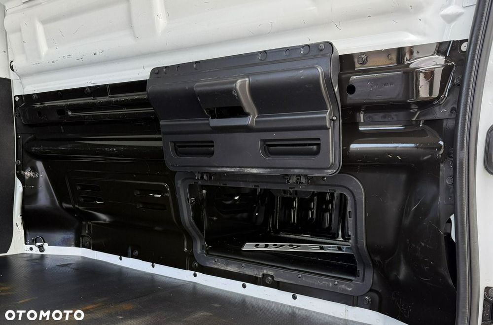 Renault Trafic - 31