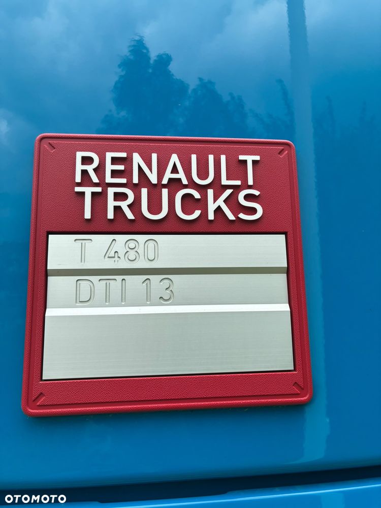 Renault T480 Sleeper Cab - 10