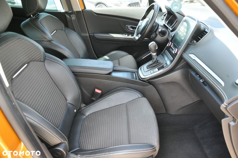 Renault Scenic - 12