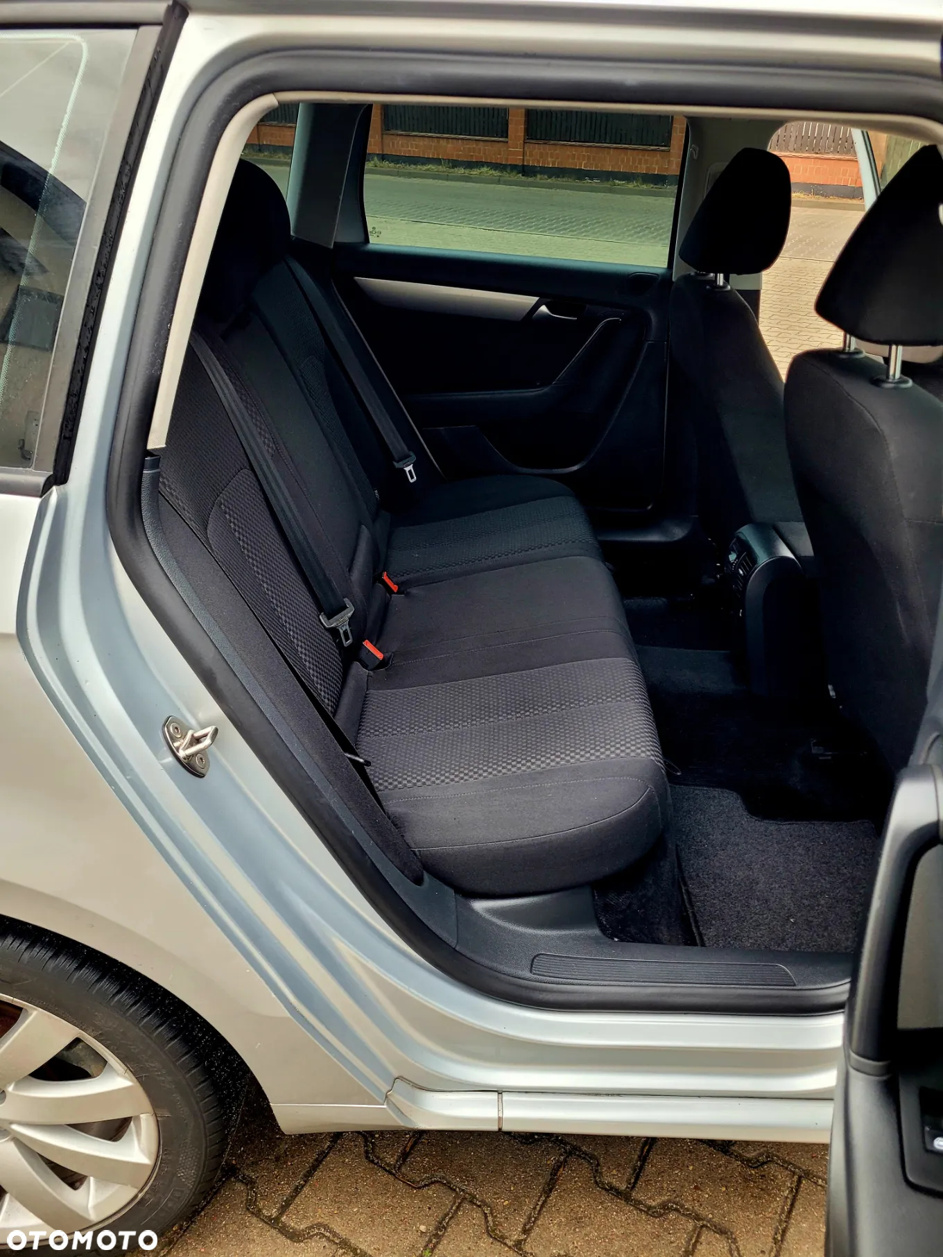Volkswagen Passat 2.0 Blue TDI DSG SCR Comfortline - 34