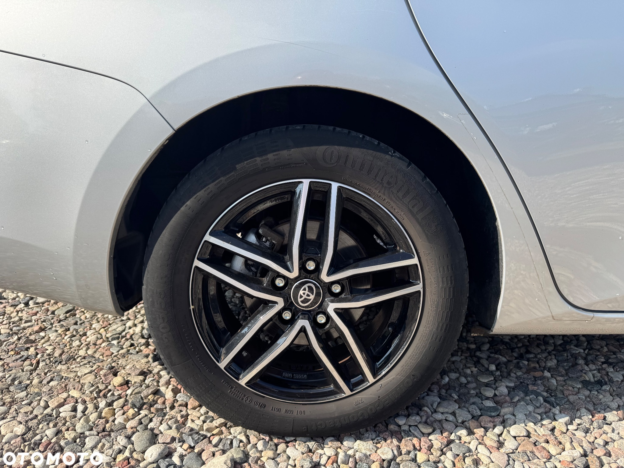 Toyota Auris 1.6 Premium - 20