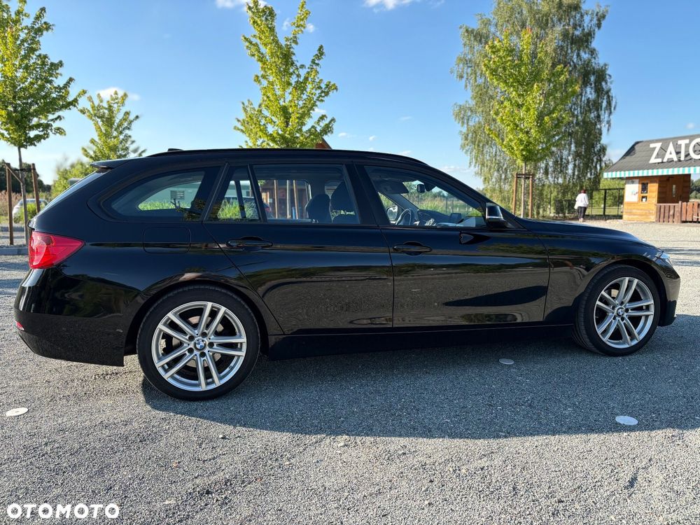 BMW Seria 3 318d - 4