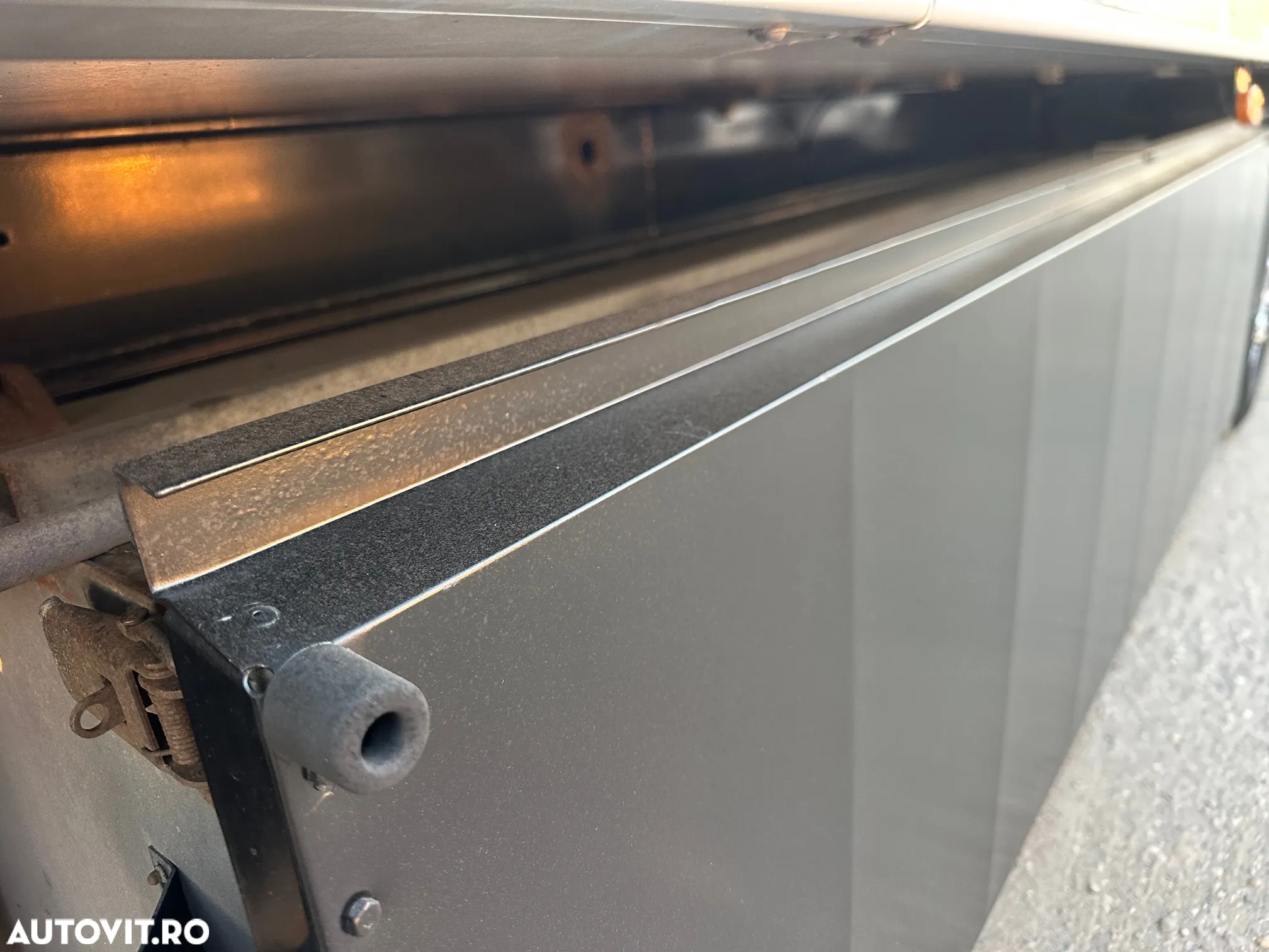 Kögel SN24 Frigo Thermo King SLX300-H 2.72 - 27