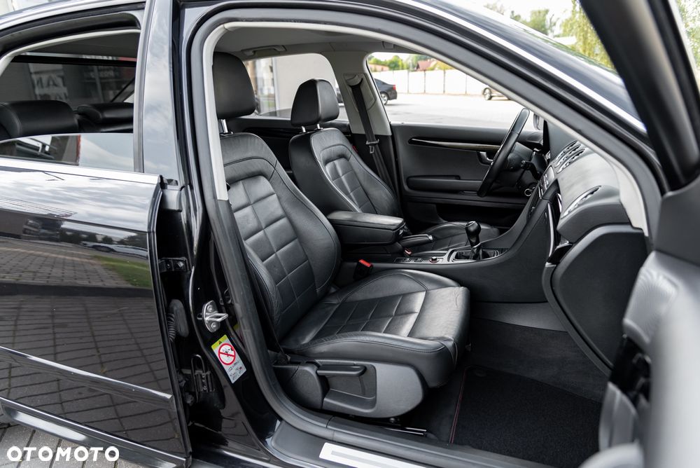 Seat Exeo 2.0T FSI Sport - 24