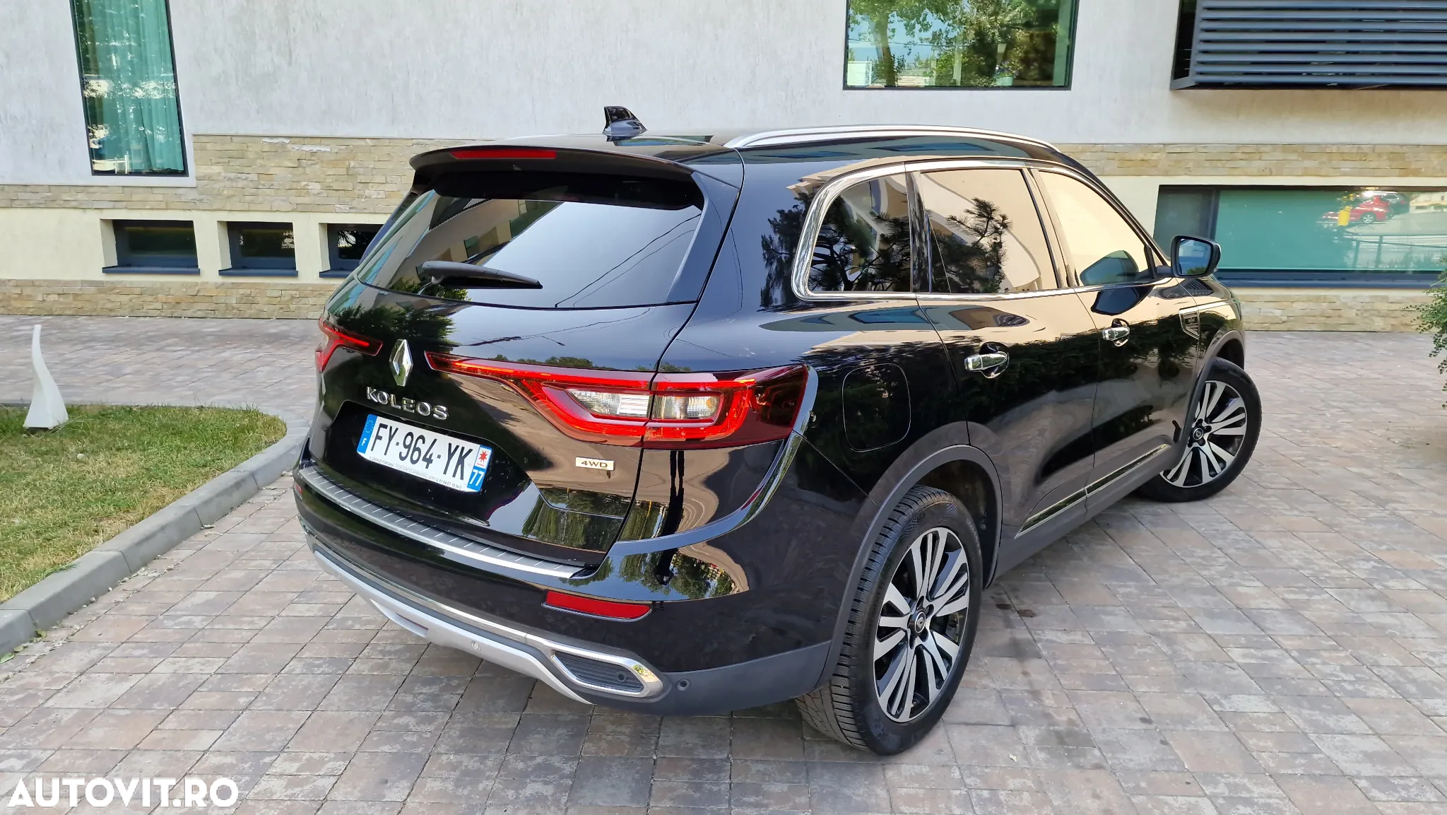 Renault Koleos BLUE dCi X-Tronic 4WD Initiale Paris - 12