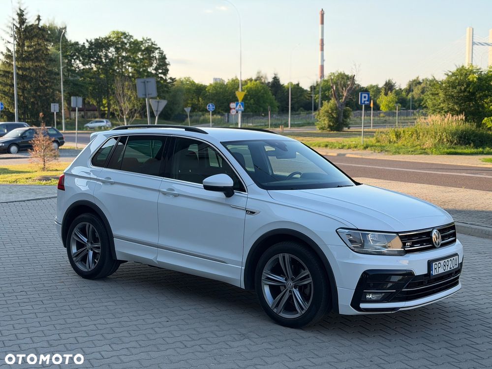Volkswagen Tiguan 2.0 TDI SCR DSG R-Line - 11
